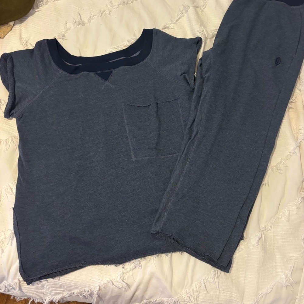 FREE PEOPLE MOVEMENT ONE TO BEAT SET NEW WITHOUT TAGS